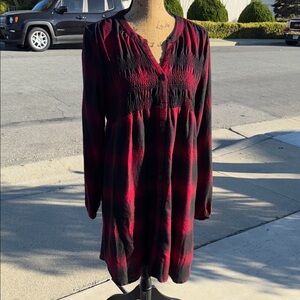 Knox Rose Red and Black Long Sleeve Smocked Tunic Dress